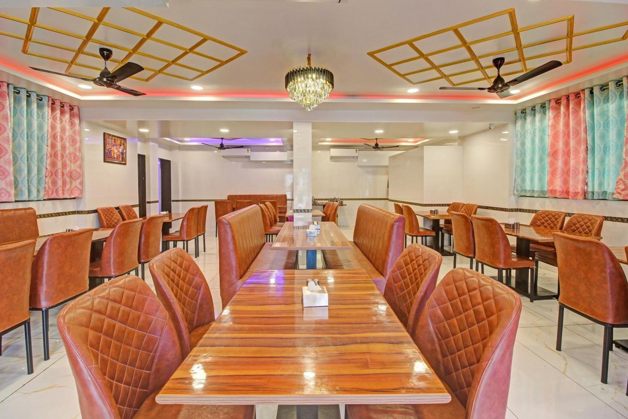 Méribel Village Hotel O Kasturi Resort מראה חיצוני תמונה